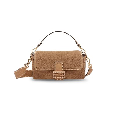 FENDI BAGUETTE MEDIUM SHEARLING SHOULDER BAG 8BR600AH96F1F7O (27*15*6cm)